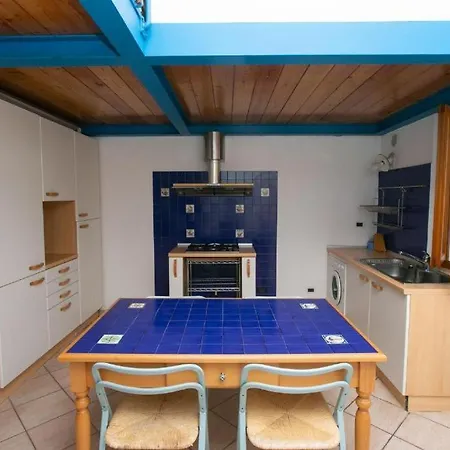 Apartament Trilocale Con Terrazzo A 100 Metri Dal Mare, - M025 Marcelli
