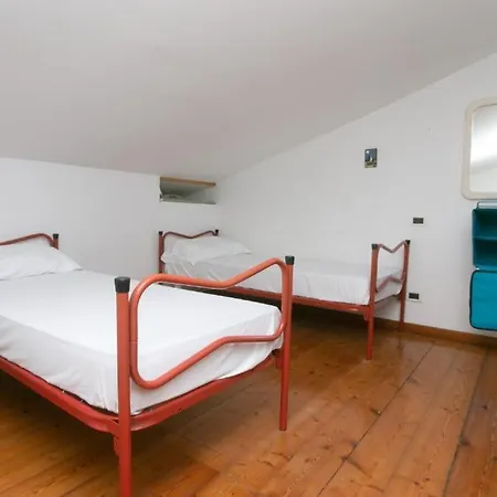 Trilocale Con Terrazzo A 100 Metri Dal Mare, - M025 * Marcelli
